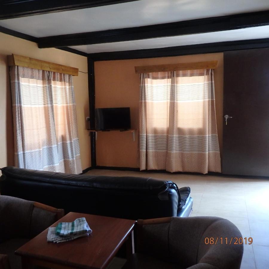 Classixx Inn Nausori Buitenkant foto